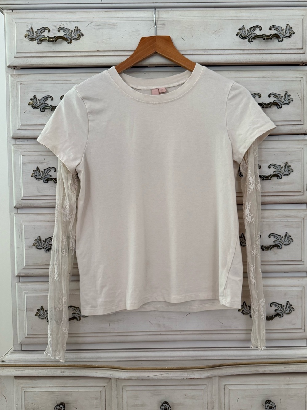Cream Fairy Lace Sleeve Top